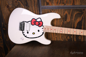 Squier Fender x Hello Kitty White Stratocaster