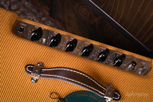 Fender Blues Junior Lacquered Tweed