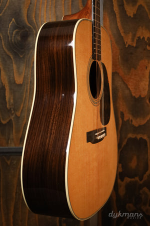 Martin D-28