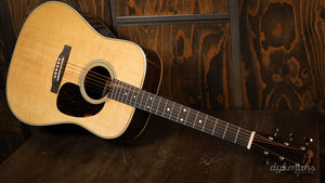 Martin D-28