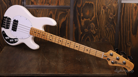 Music Man Retro 70s Stingray White