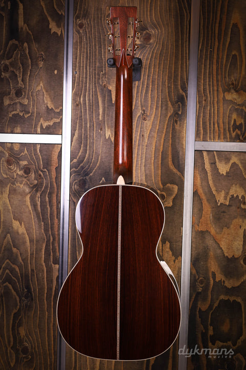Martin O12-28 Modern Deluxe PRE-OWNED!