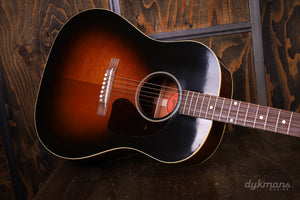 Gibson Custom 1942 Banner J-45 Reissue Vintage Sunburst