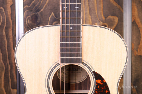 Larrivée OM-40R Legacy Series