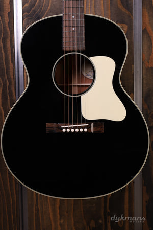 Bourgeois Professional Series Natural SJ Custom