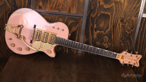 Gretsch Custom Shop 1959 White Penguin Faded Shell Pink Super Heavy Relic by Master Builder Gonzalo Madrigal