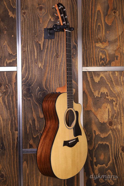 Taylor 212ce Walnut