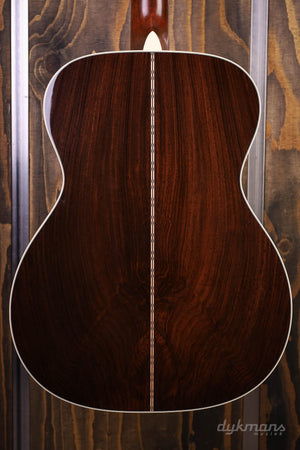 Martin Custom Shop OOO 14-Fret Wild Grain Indian Rosewood