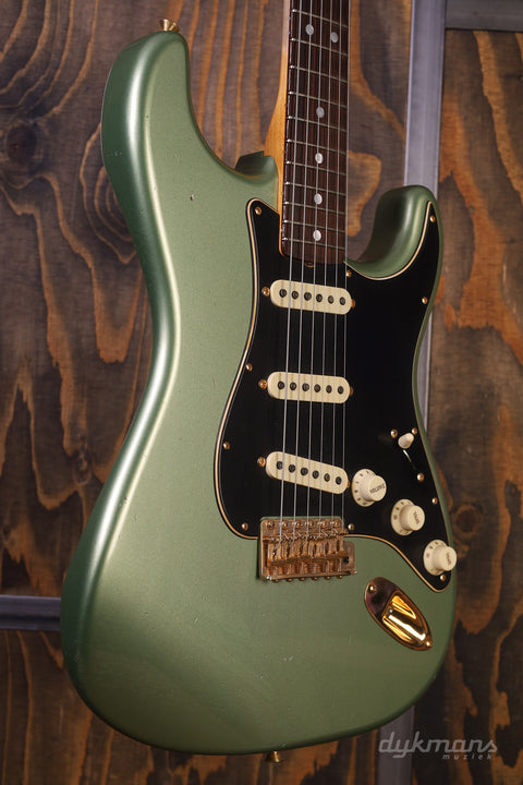 Fender Custom Shop Limited Edition 1965 Dual-Mag Stratocaster Journeyman Relic Aged Sage Green