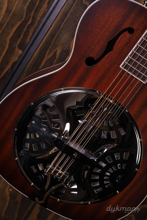 Fender PR-180E Resonator Paramount