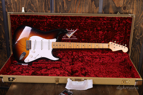 Fender Custom Shop Limited 70th Anniversary '54 Strat Journeyman Relic Wide-Fade 2-Color Sunburst