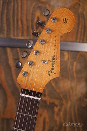 Fender Vintera Limited Edition Roadworn Stratocaster Lake Placid Blue