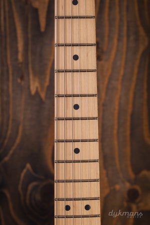 Fender Standard Stratocaster Maple Candy Apple Red