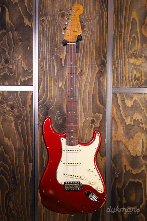 Fender Custom Shop Limited Edition 63 Stratocaster Relic Aged Candy Apple Red