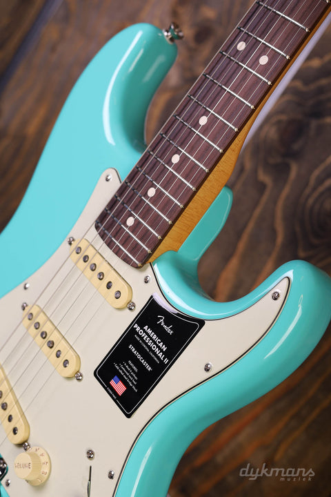 Fender Limited Edition American Pro II Strat Seafoam Green