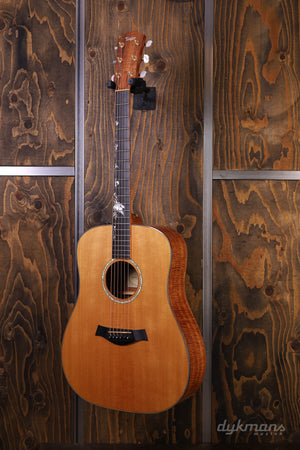 Taylor Custom-DN Koa PRE-OWNED!