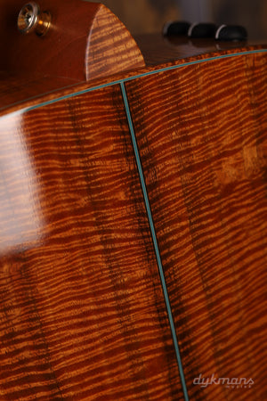 Taylor Custom-DN Koa PRE-OWNED!