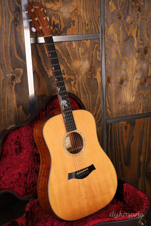 Taylor Custom-DN Koa PRE-OWNED!