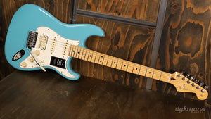 Fender Player II Stratocaster HSS Coral Red