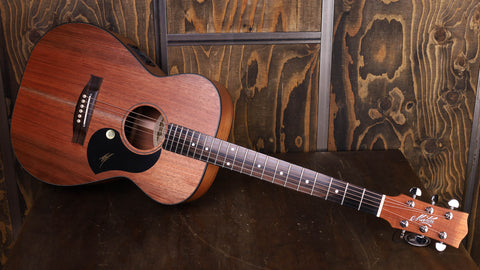 Maton EBW808 Blackwood