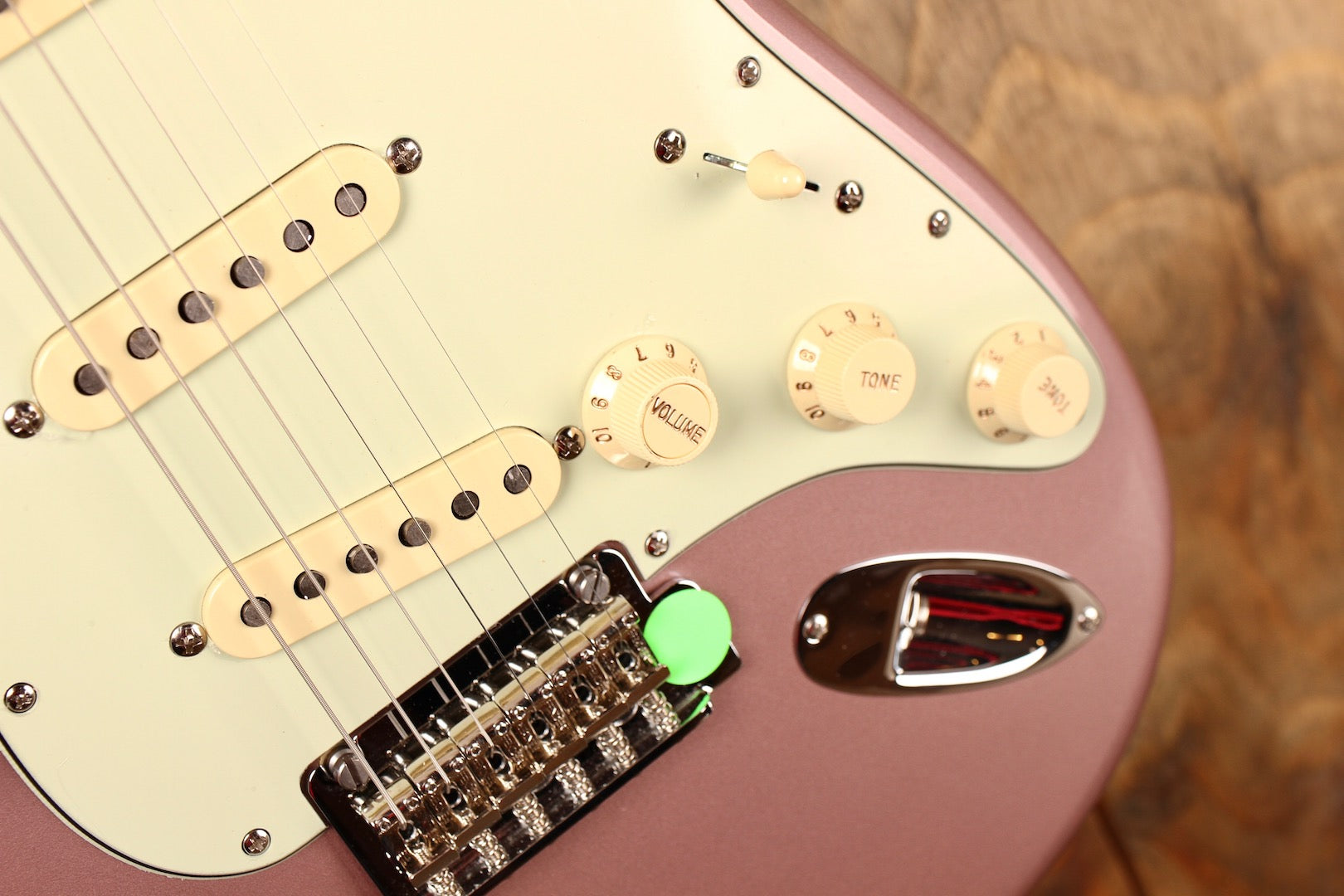 Fender Vintera s Stratocaster Modified PF Burgundy Mist Metallic