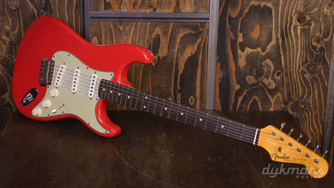 Fender Custom Shop Limited Edition '62/'63 Stratocaster Journeyman Relic aged fiesta red