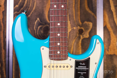 Fender American Pro II Strat HSS MBL